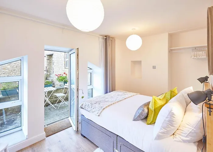 Host & - The Old Dairy