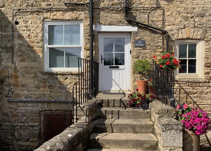 Host & - The Old Dairy * Masham