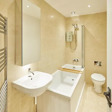 Host & - The Old Dairy *